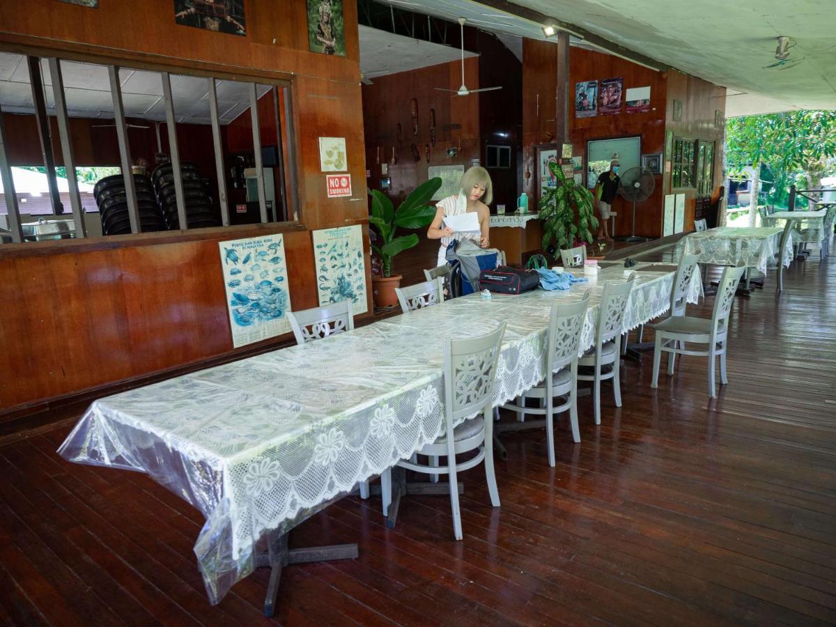 Benarat Lodge ムル エクステリア 写真