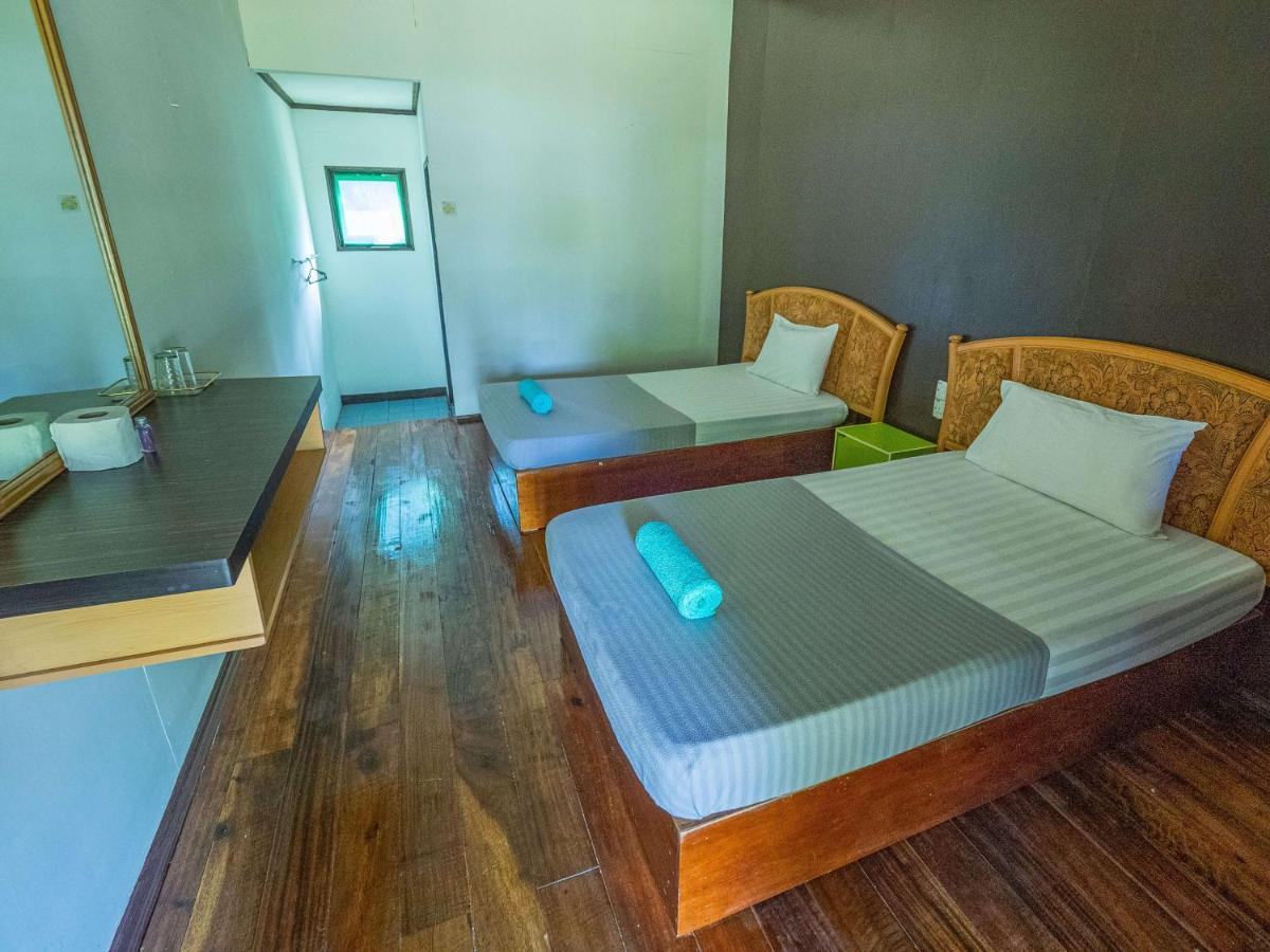 Benarat Lodge ムル エクステリア 写真