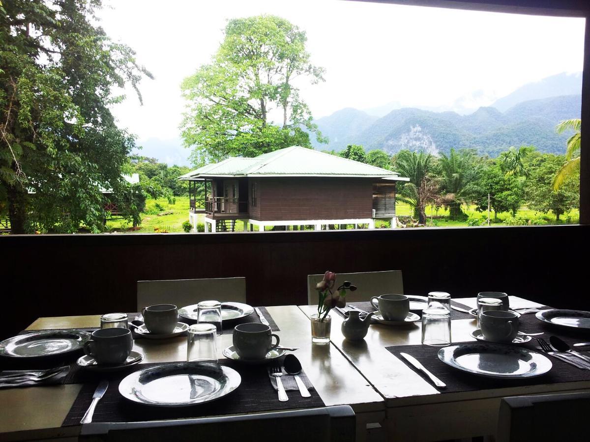 Benarat Lodge ムル エクステリア 写真